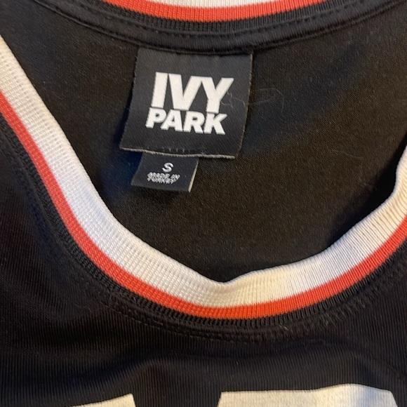 IVY PARK black bodysuit. This fits is so flattering - Picture 3 of 3